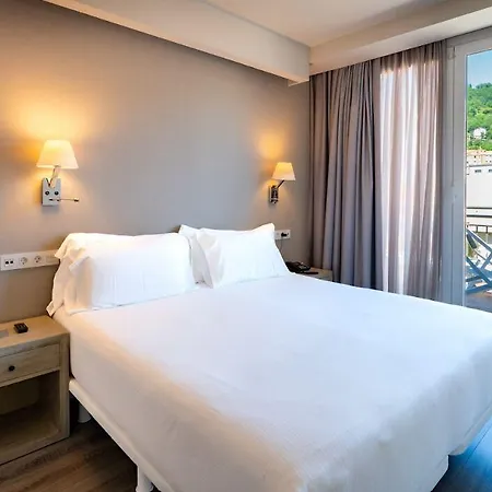 Center By Abba Апарт-отель