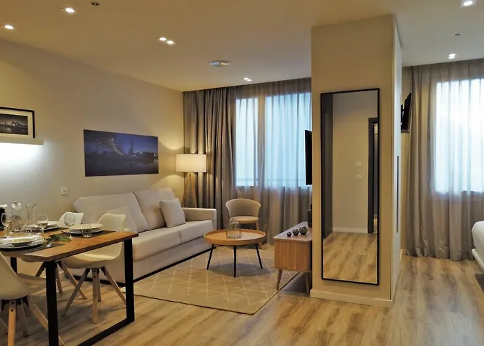 Center By Abba 公寓式酒店 4*